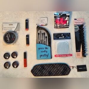 NYX Makeup, Kendall + Kylie Makeup Bag & Makeup Accessories Bundle